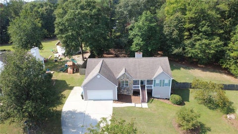 Homes For Sale - 4345 Lexington Ridge Drive<br/> Loganville, GA 30052