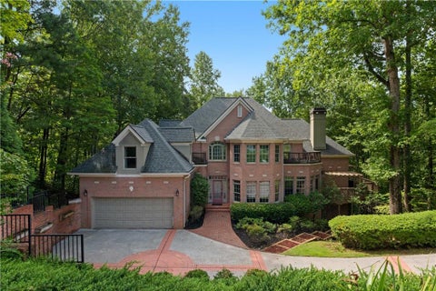 Homes For Sale - 27 Wing Mill Road<br/> Sandy Springs, GA 30350
