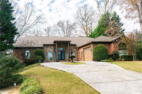 Apartment For Rent - 2050 Oak Grove Road<br/> Atlanta, GA 30345