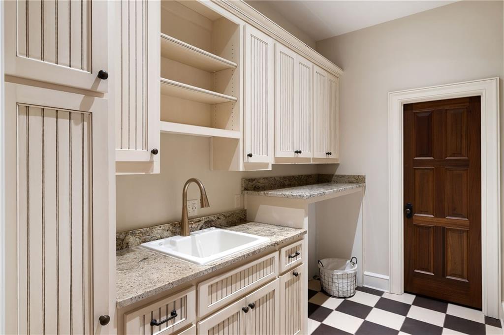 4595 Whitestone Way, Suwanee, Georgia image 28