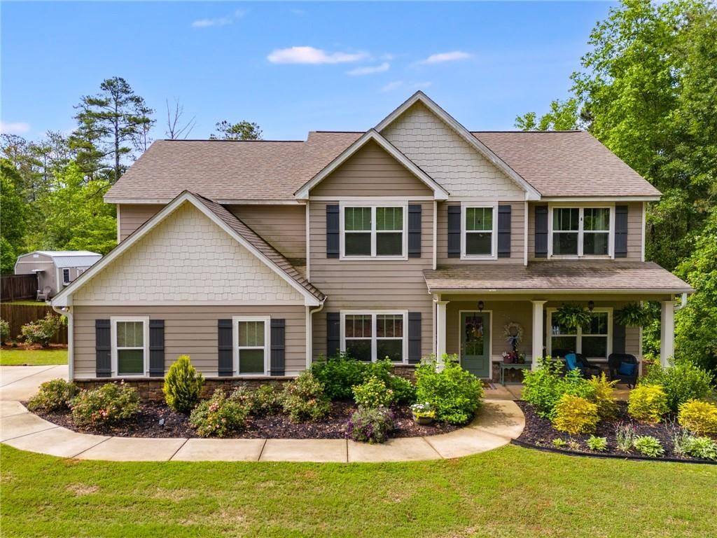 Photo of 13 Westbrook Road, Carrollton, GA 30116 (MLS # 7704527)