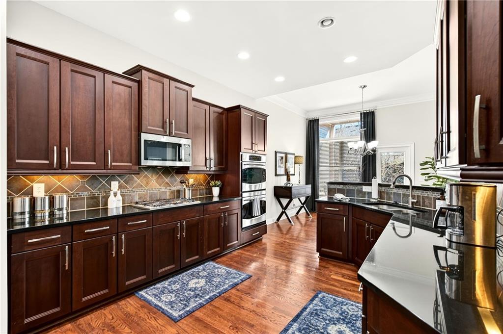 1603 Rivergreen Court SE 20