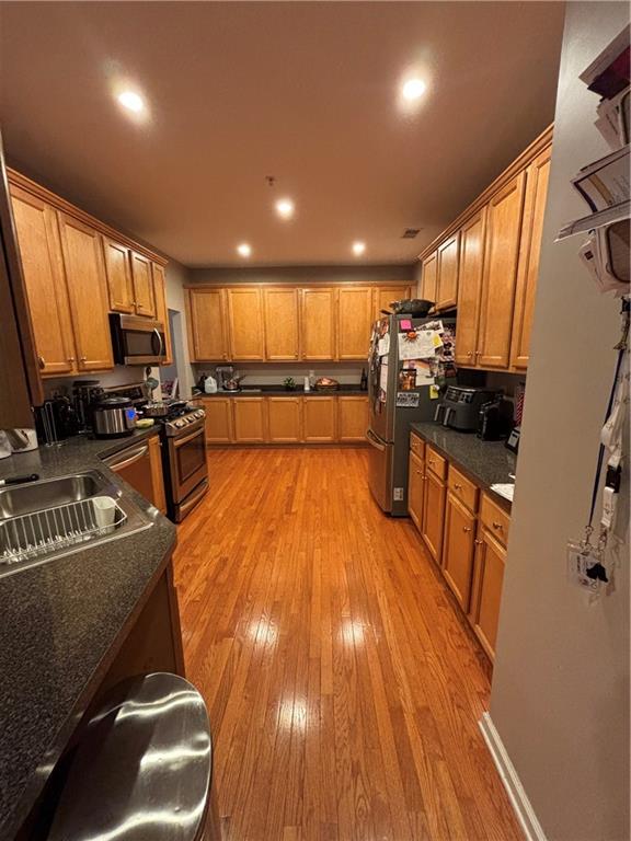 Brownstone Square - Residential