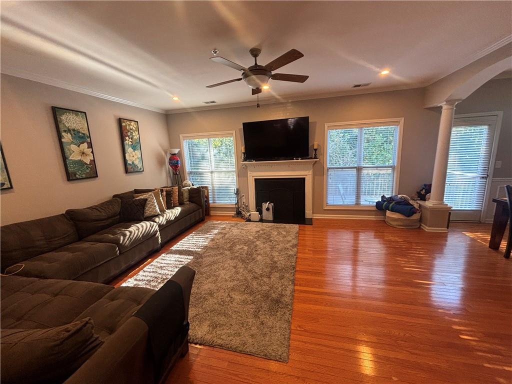1048 Brownstone Drive 3