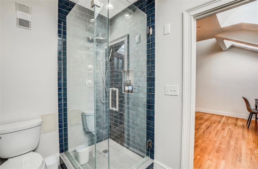 30 5th Street NE 1006
