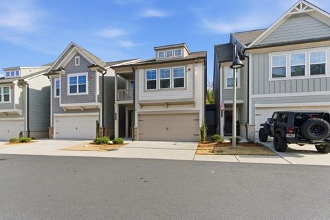 Townhouse For Sale - 325 Hayden Circle<br/> Woodstock, GA 30189