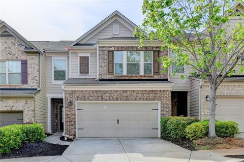 Townhouse For Sale - 1000 Parkside Wood Court<br/> Lawrenceville, GA 30043
