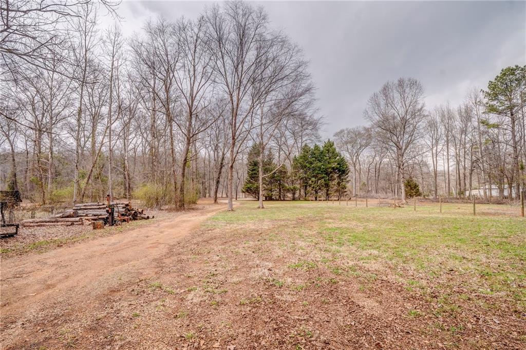 42 River Oaks Drive SW