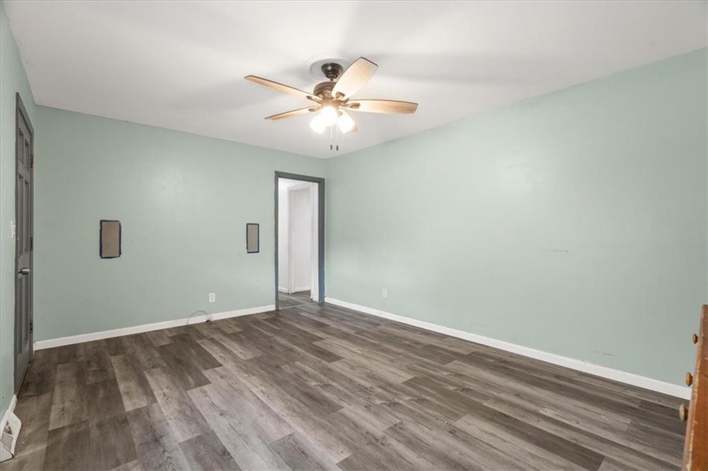 126 Kinman Road SW