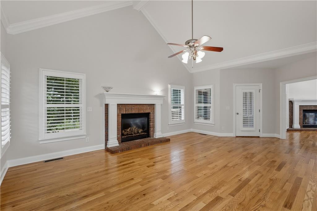 210 Enfield Lane