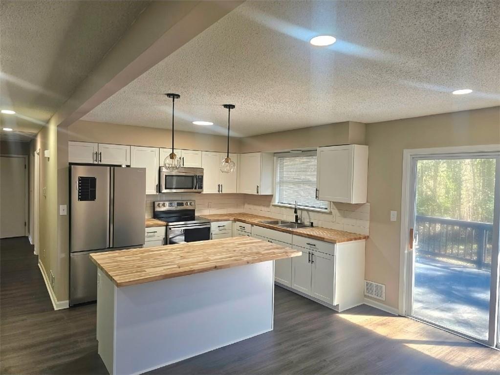 2605 Northbrook Road