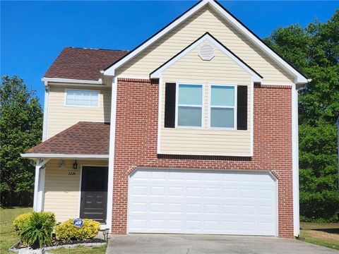 Homes For Sale - 2226 Tuley Drive<br/> Douglas County, Douglasville, GA 30135