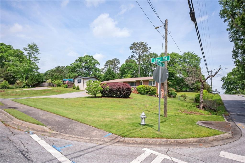 3332 Clay Road