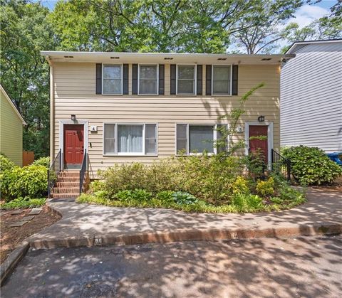 Photo of 4 Holly Downs Court NW, Atlanta, GA 30318 (MLS # 7763908)
