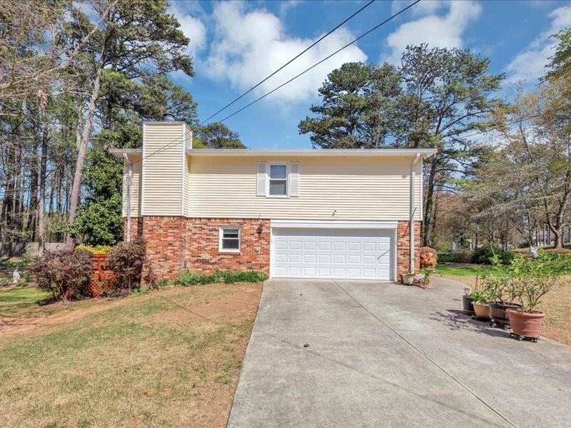 5221 La Paloma Drive, Lilburn, Georgia image 3