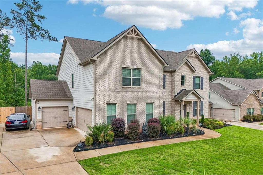 415 Traditions Lane