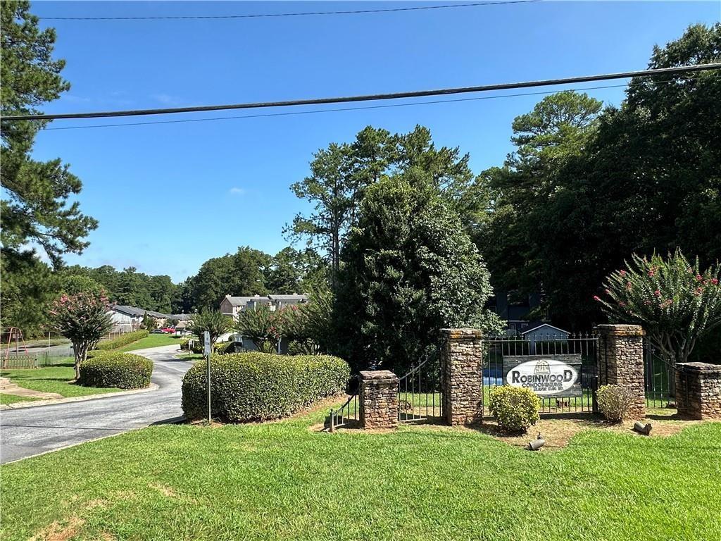 2340 Beaver Ruin Road UN63