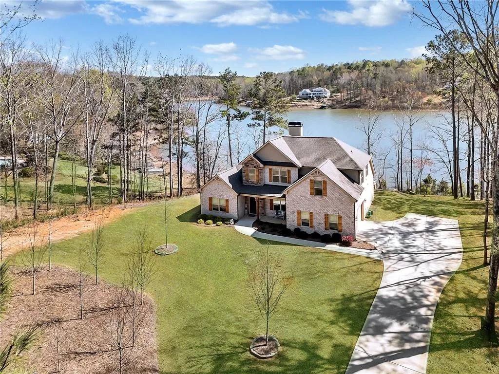 McDonough, Georgia 30252, United States, 4 Bedrooms Bedrooms, ,3 BathroomsBathrooms,Residential,Active,94200