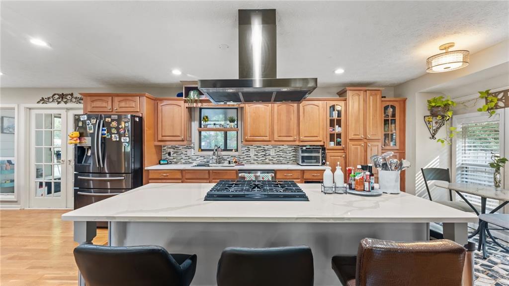 3291 Rae Place