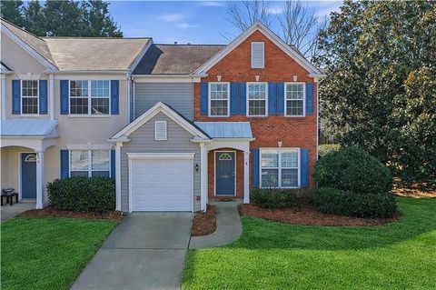 Townhouse For Sale - 5402 Falling Water Terrace<br/> Roswell, GA 30076