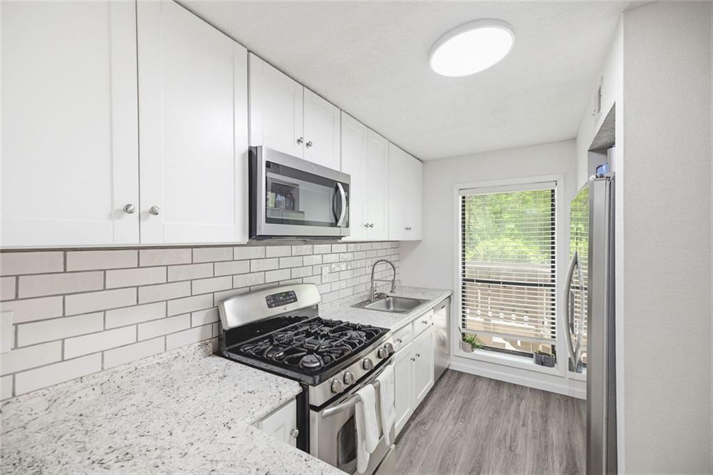 703 Woodcliff Drive