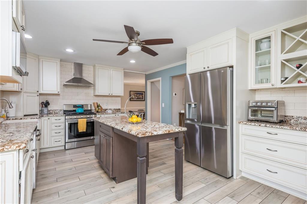 Chimney Springs - Residential