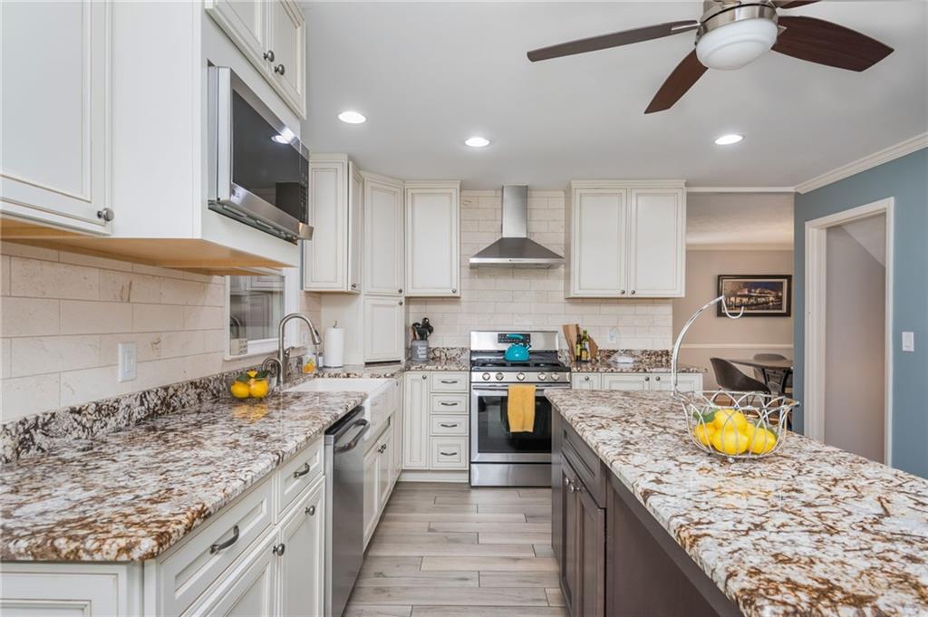 Chimney Springs - Residential
