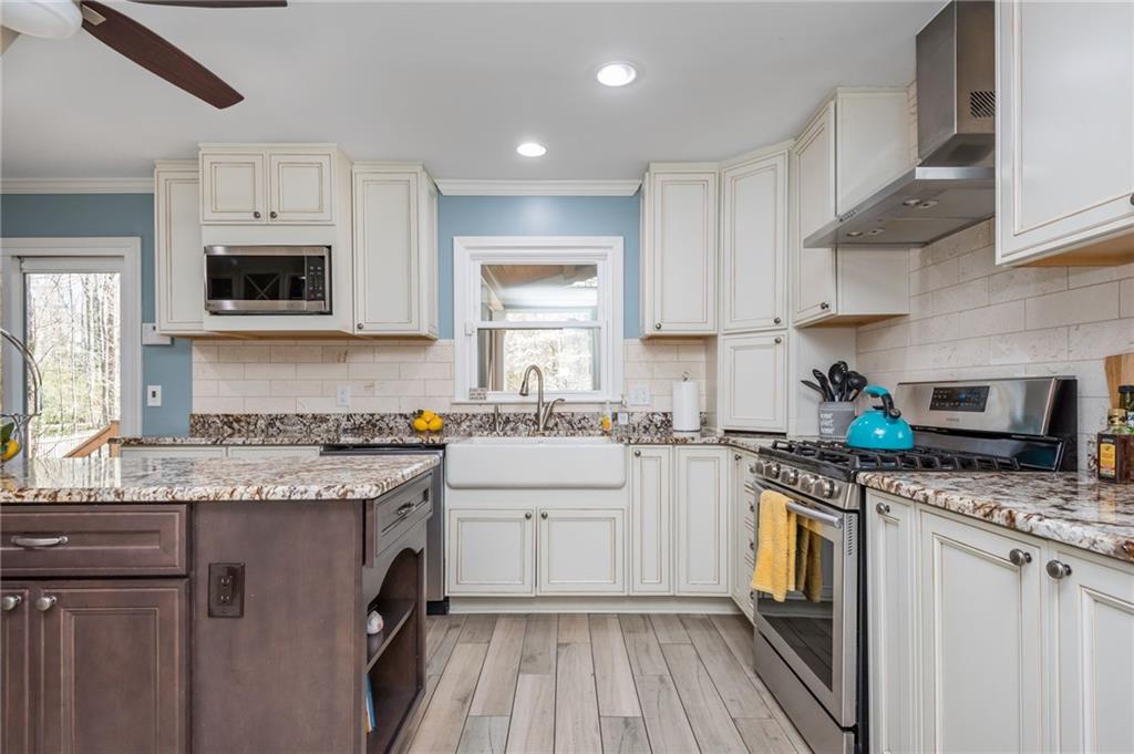 Chimney Springs - Residential