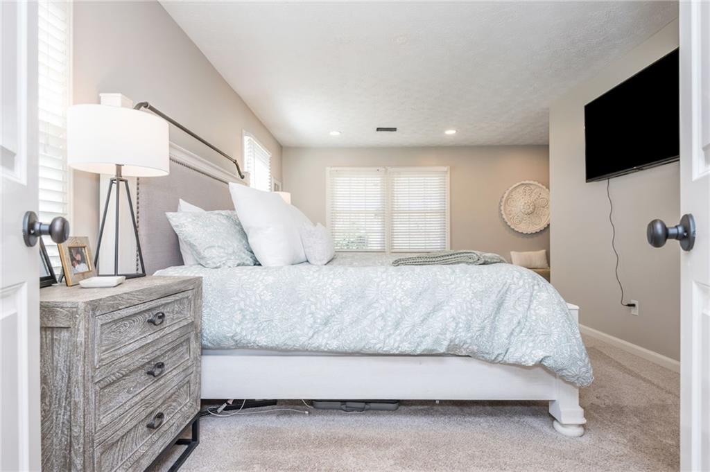 Chimney Springs - Residential