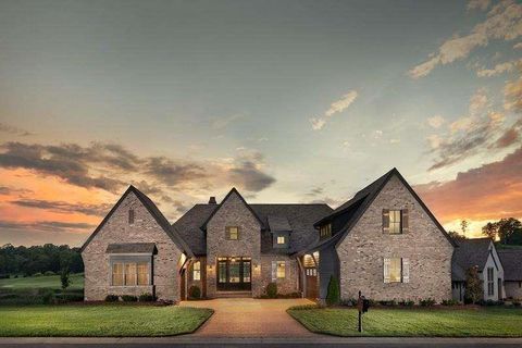 2655 Club Drive Gainesville GA 30506