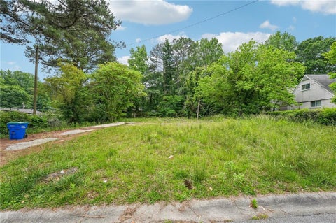 Vacant Land For Sale - 5420 Westford Circle<br/> Atlanta, GA 30349