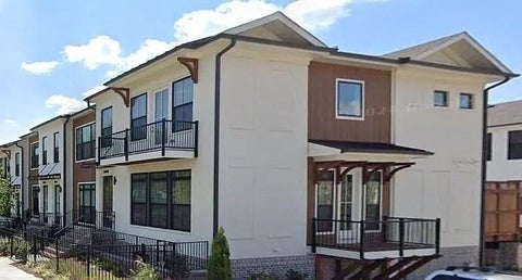 Townhouse For Sale - 112 Downing Drive<br/> Alpharetta, GA 30022