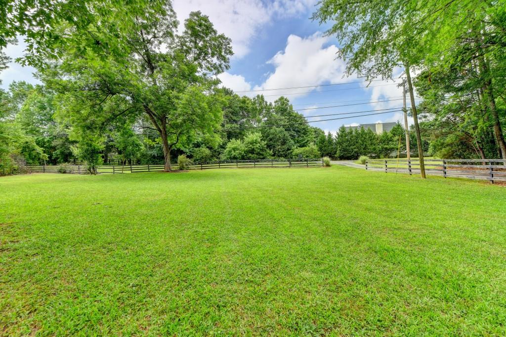 637 Rock Springs Road