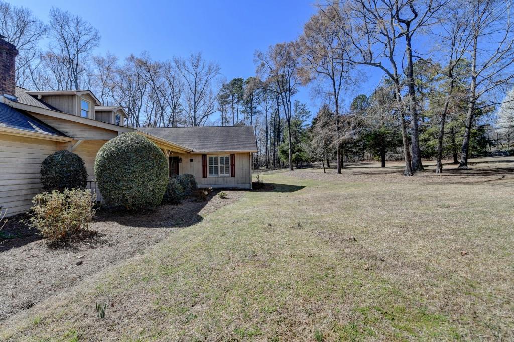 637 Rock Springs Road, Lawrenceville, Georgia image 7