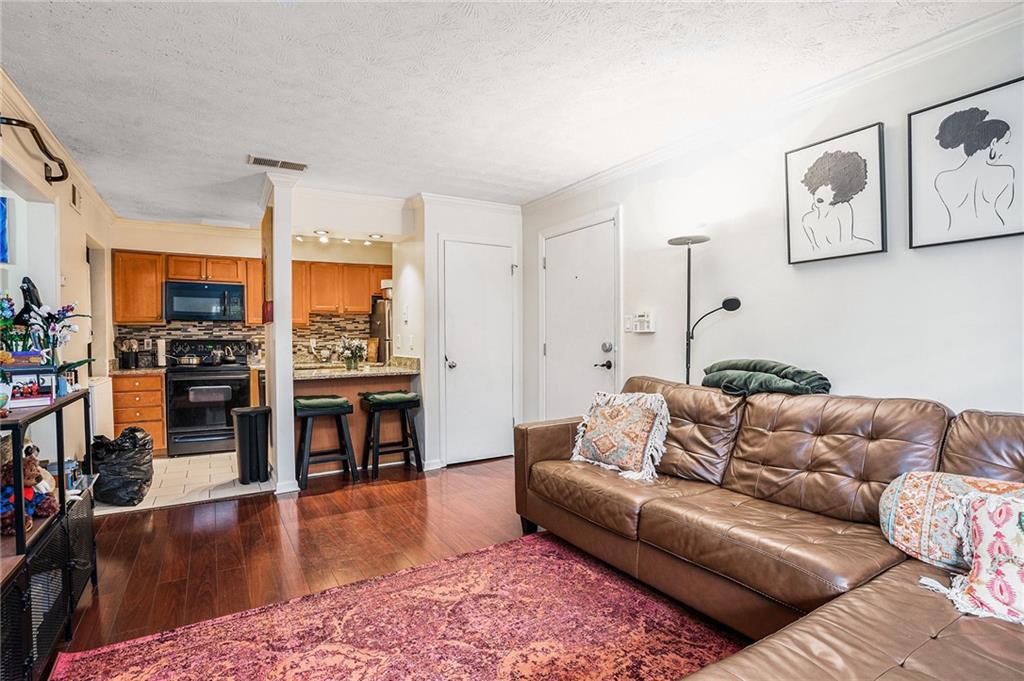 3175 Seven Pines Court 207
