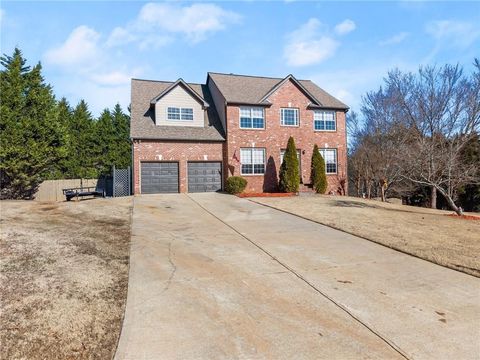 A home in Hoschton