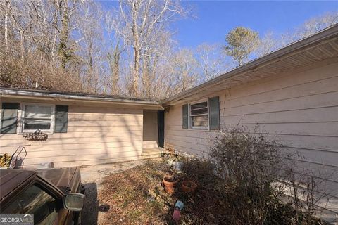 1845 Delphine Drive Decatur GA 30032