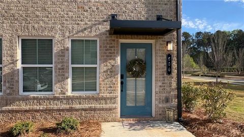 Townhouse For Sale - 600 Tiller Way<br/> Acworth, GA 30102