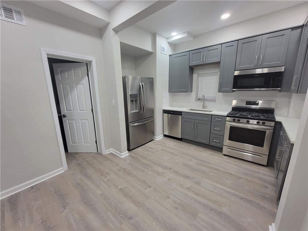 1896 Ridgewood Drive UNIT 5