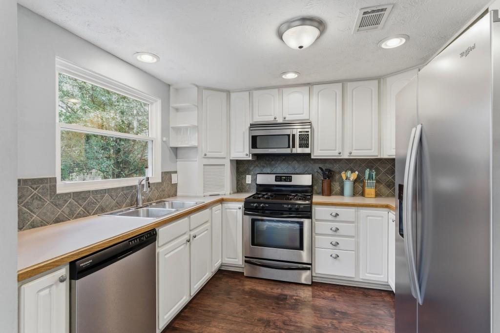 2869 Winchester Court