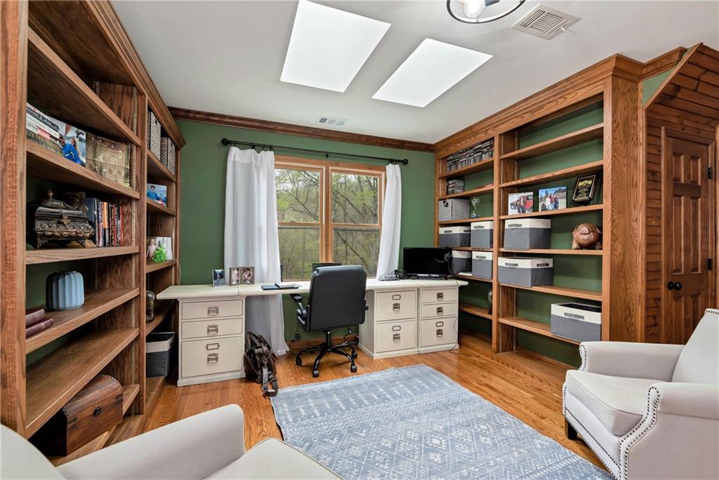 1060 Golden Avenue, Dahlonega, Georgia image 33