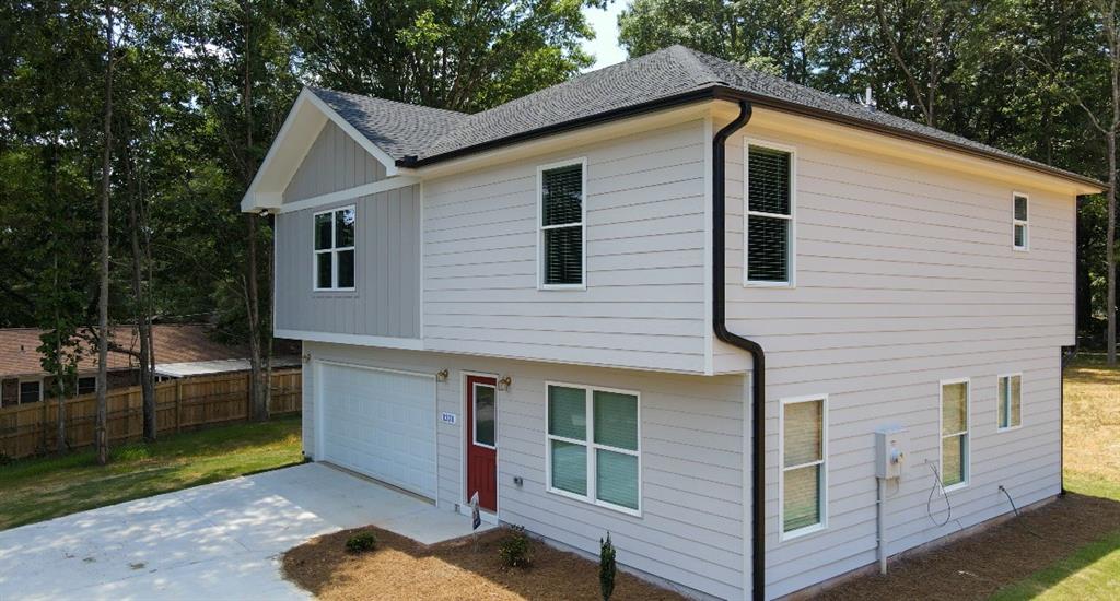 1331 E Atlanta Road E