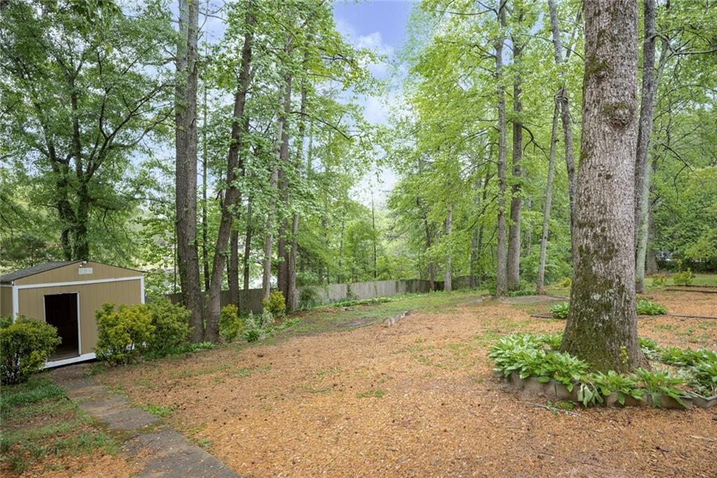 4618 Barkley Drive, Acworth, Georgia image 40