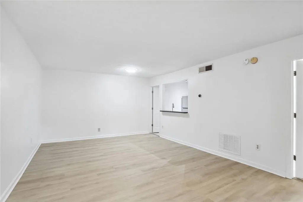 Atlanta, Georgia 30318, United States, 1 Bedroom Bedrooms, ,1 BathroomBathrooms,Residential,Active,236199