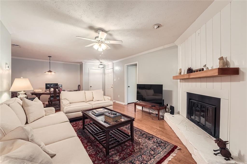 1204 Lake Pointe Circle