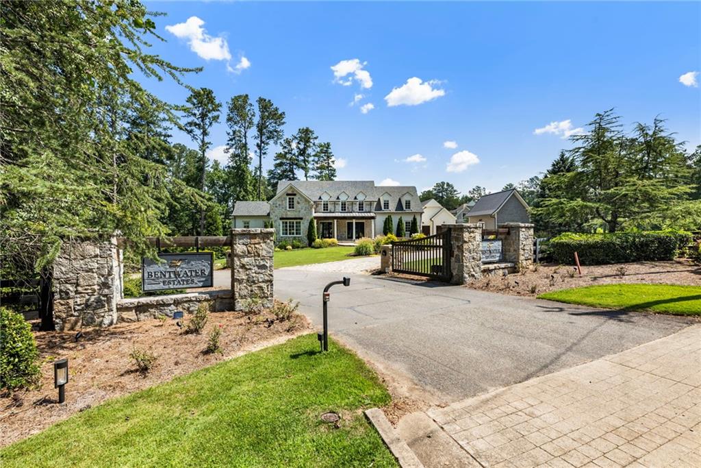 1530 Redd Road