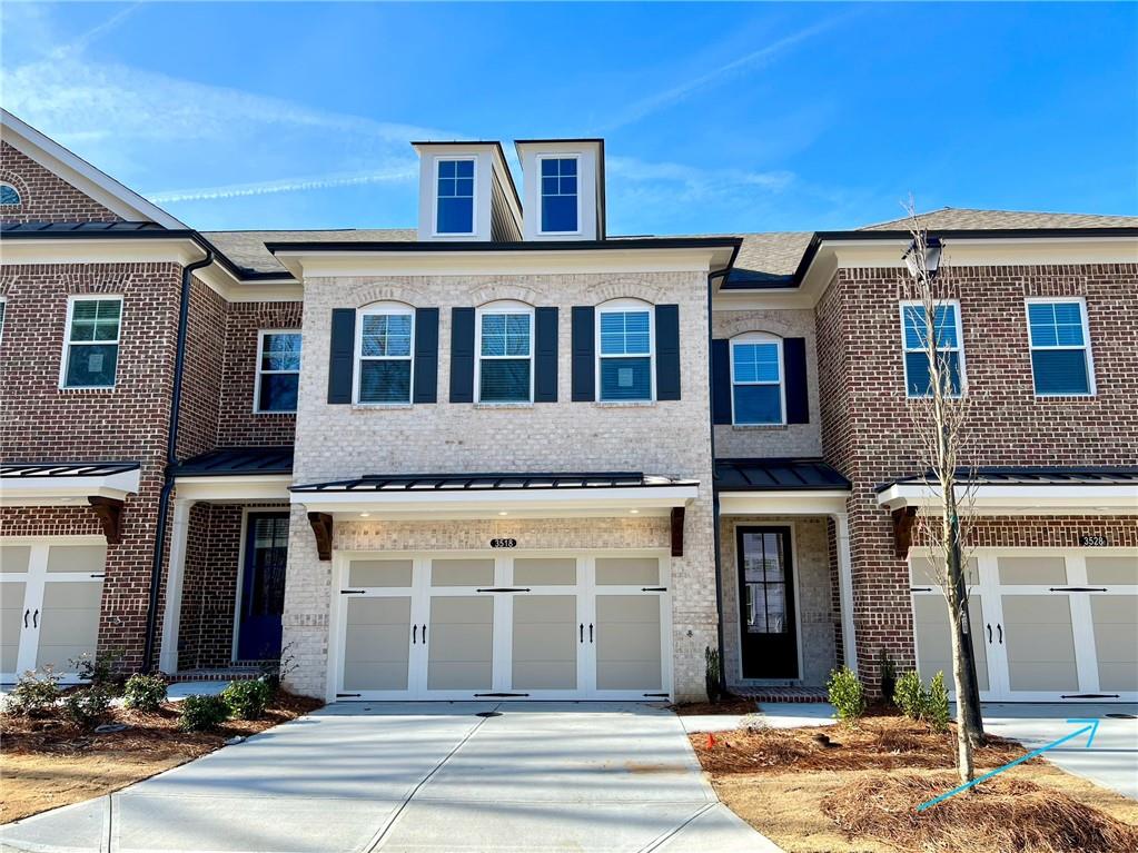 ***1 YR OLD PROPERTY!! Welcome to ELLINGTON! This stunning 3 bed/2.5 bath brand new home in a highly coveted gated community offers exceptional lifestyle and tranquility. The main level boasts a spacious open floor plan and natural light, featuring chef’s kitchen with oversized quartz countertops, ample storage, sleek light grey cabinets, and upgraded stainless steel appliances. Retreat to the serene master suite offering ensuite bathroom impresses with frameless walk-in shower and double vanity for spa inspired experience. Two additional generously sized bedrooms with walk in closets and a full bathroom complete the second level to provide flexibility for guests or home office. The best part of this home is the private and spacious covered patio and yard overlooking beautiful woodland that truly is a natural masterpiece itself, changing colors with every season. Equipped with EV Charging Station in garage. Residents enjoy beautifully maintained common areas, community amenities and have convenient access to club house, pool, playground, and private pathway trail to Peachtree Ridge Park. Close proximity to shopping, dining, and I-85.
*Landlord is the listing agent.