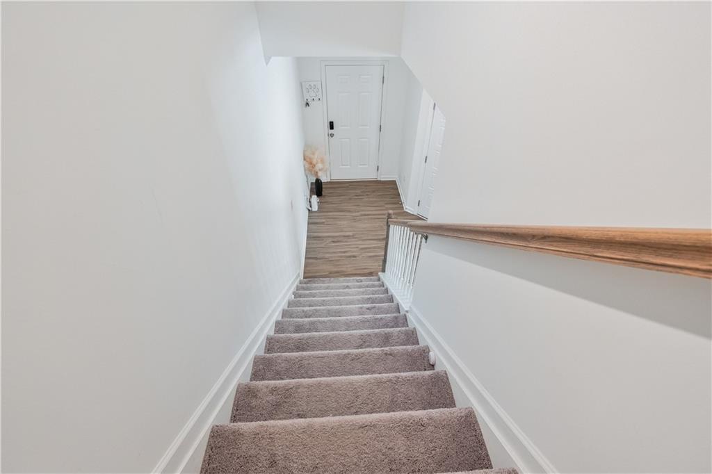 4887 HILLSTONE Drive