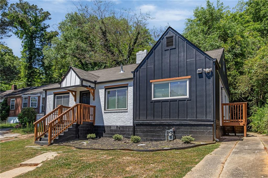 1133 Cascade Road SW