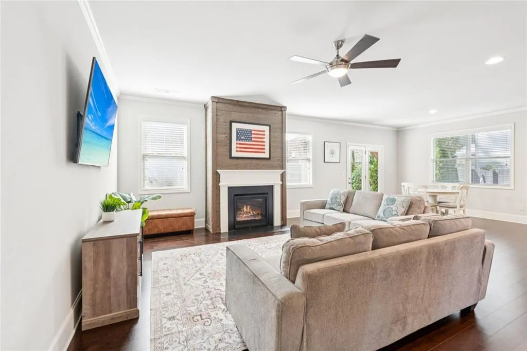 Cumming, Georgia 30028, United States, 4 Bedrooms Bedrooms, ,3 BathroomsBathrooms,Residential,Active,229242